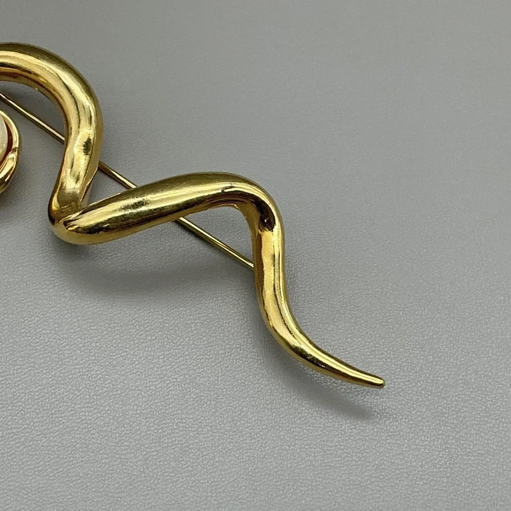 Avon vintage gold